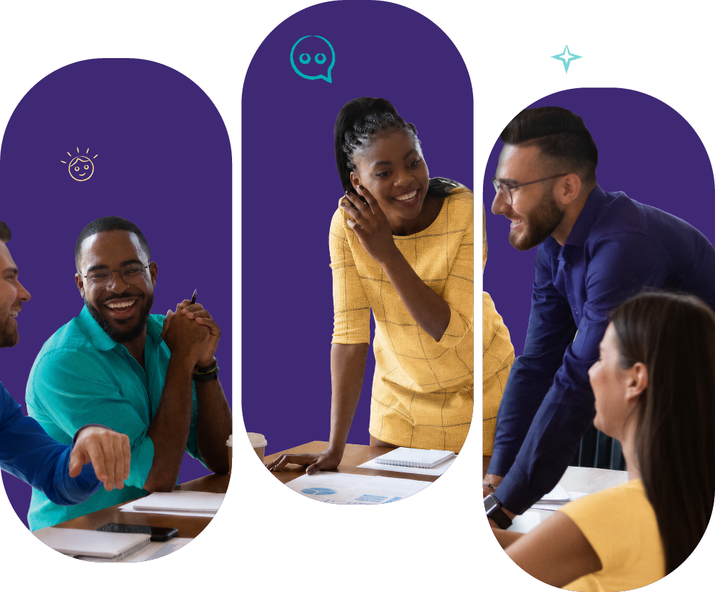 Trois collaborateurs souriants en réunion de travail
